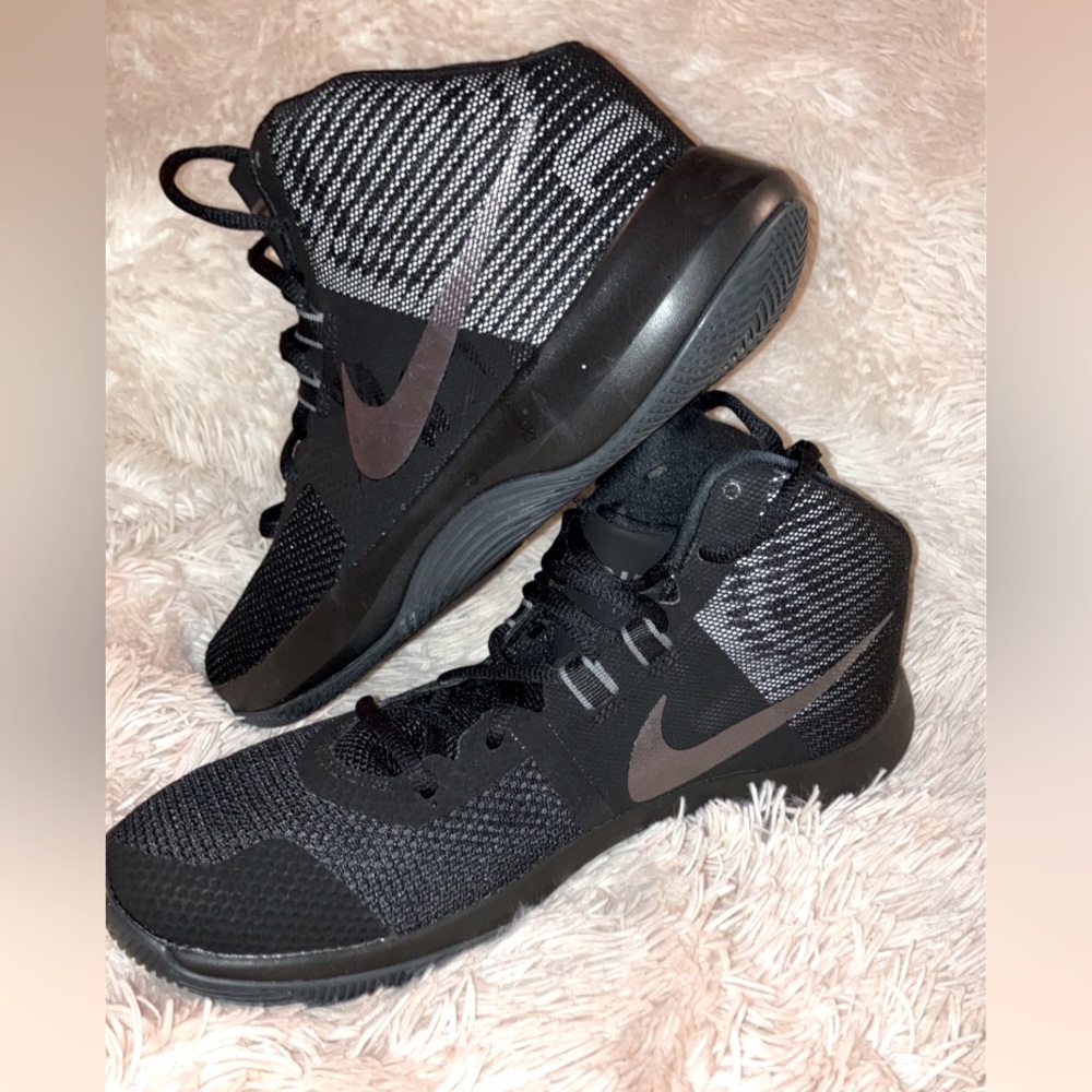 Men’s Nike Air Precision High Tops